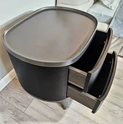 Прикроватная тумбочка Gentleman I с двумя ящиками