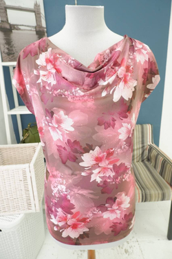 Блузка Ostin с цветами 44 размер