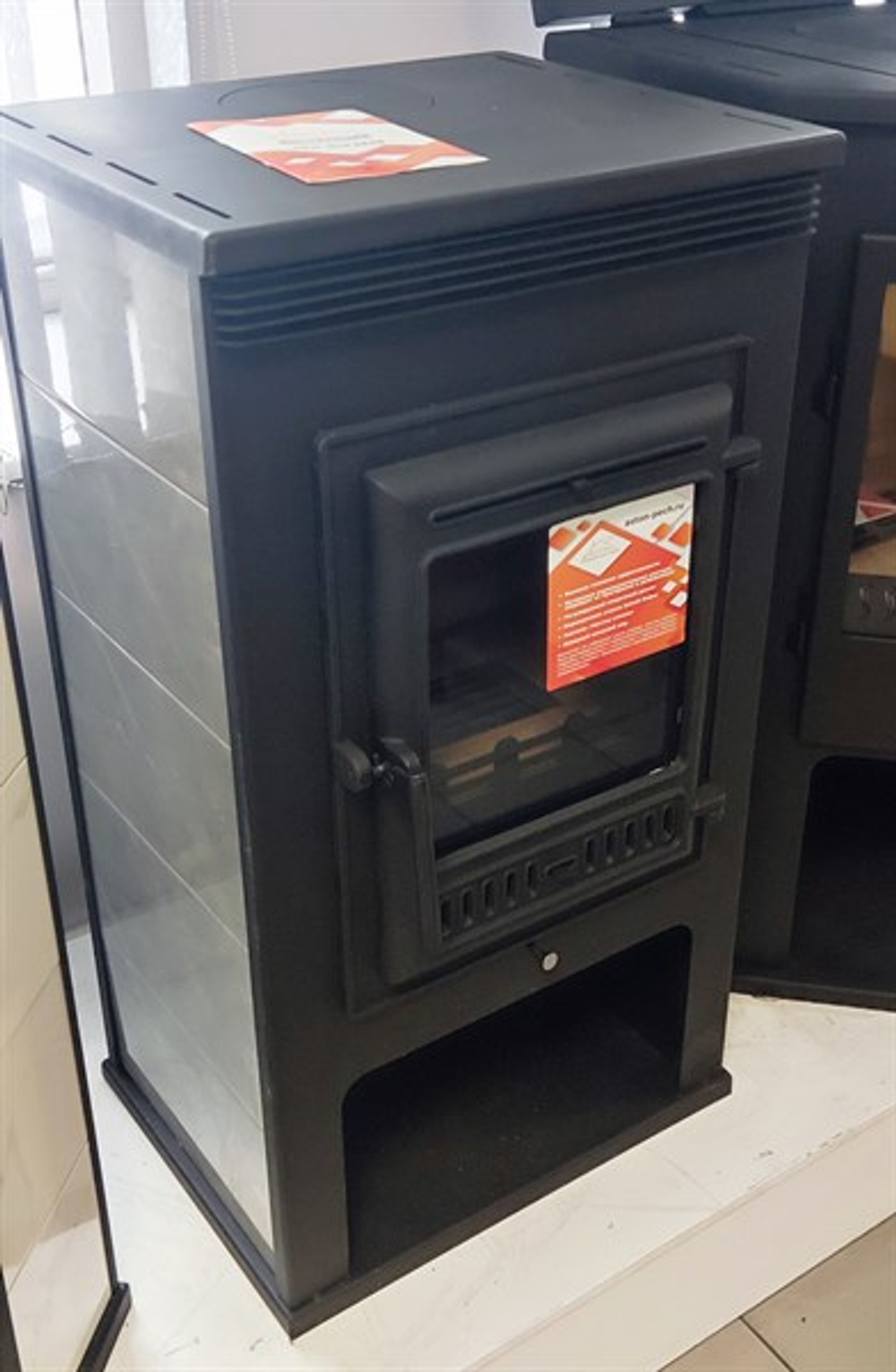 Печь-Камин ASTON 11кВт (180 м3) Ø150мм (Чугунная дверь)