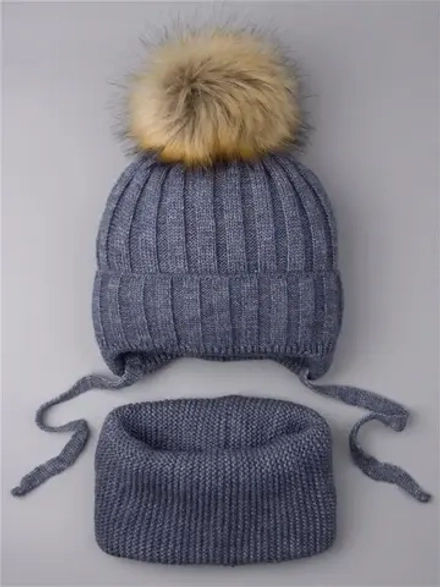Шапка зимняя вязаная с помпоном и снуд