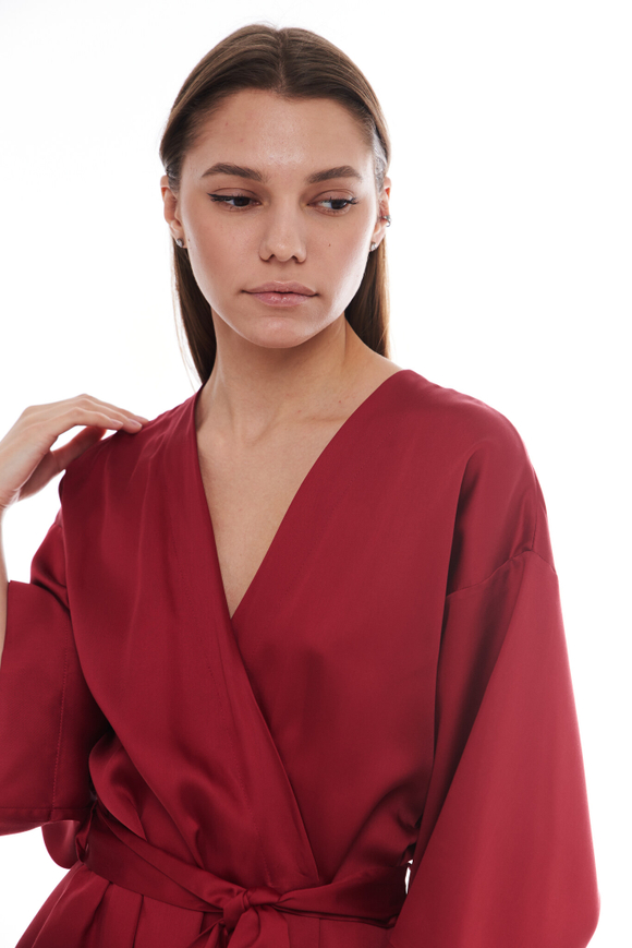 Халат из тенселя алый