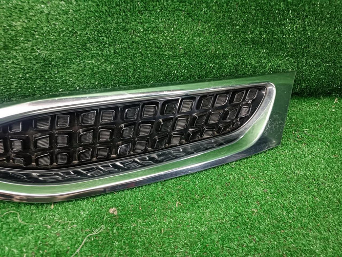 Решетка радиатора KIA Rio 4 X-Line (2017-2020)