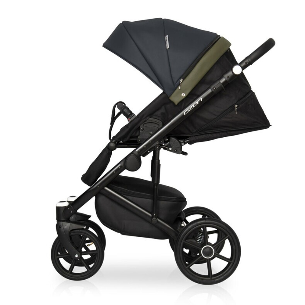 Коляска  OZON (2 в 1) (RIKO BASIC) 02 черно-зеленый