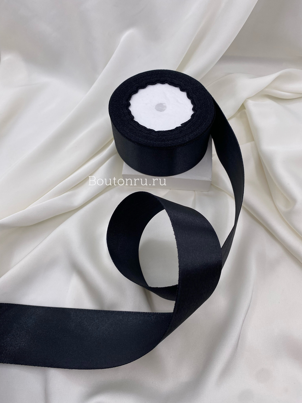 Лента атласная черная 4 см