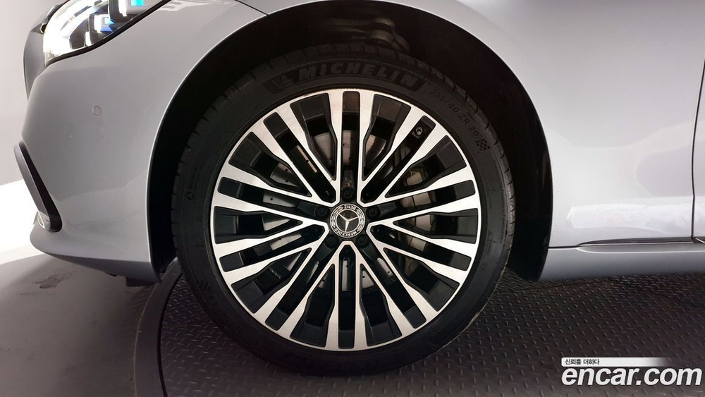 Mercedes-Benz S-Class W223 S580L 4MATIC (05.2021)