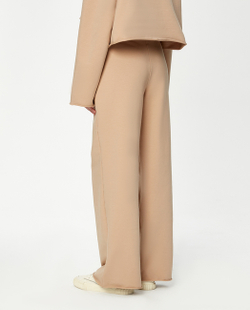 Широкие брюки с высокой посадкой