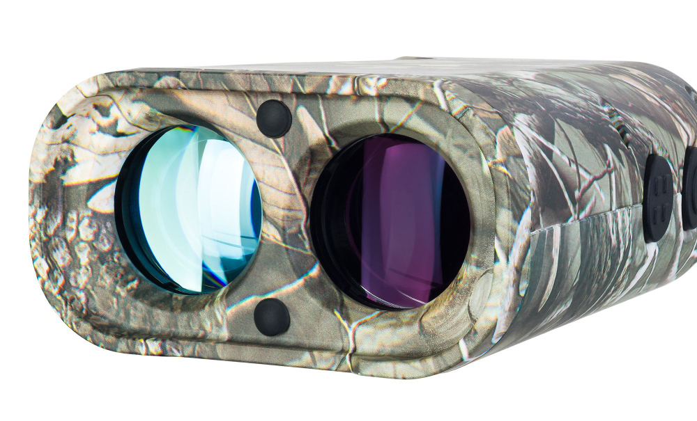 Лазерный дальномер для охоты Levenhuk Camo LC900