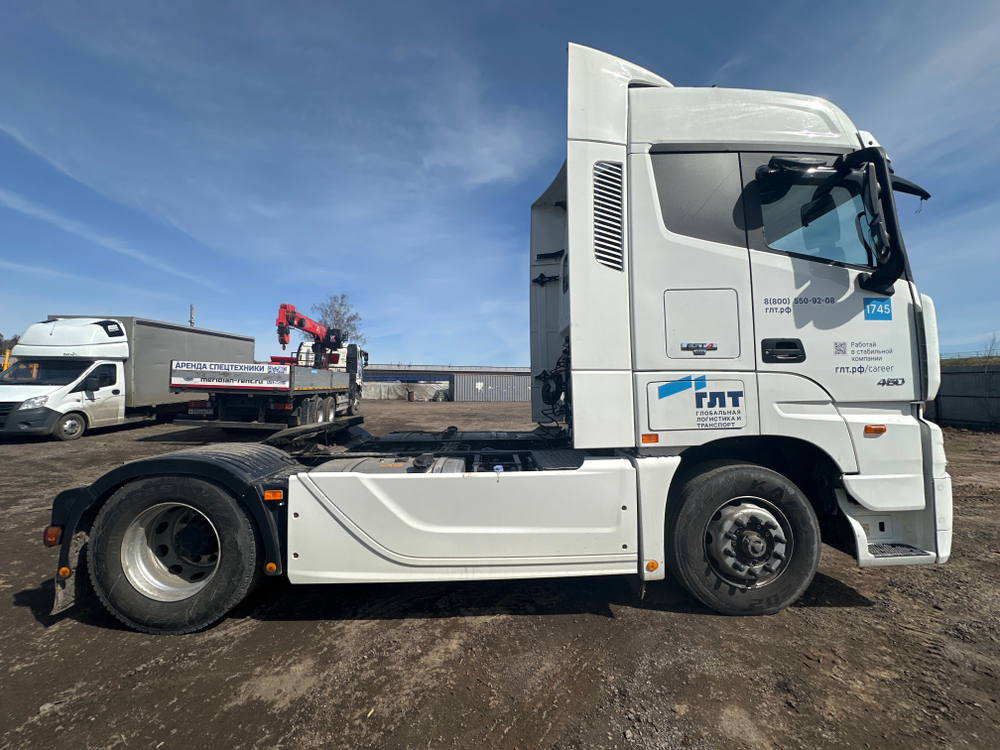 Foton AUMAN 4x2 Седельный тягач BJ4189SLFKA (Дизельный, 11,8 л, 470 л.с. АТ)