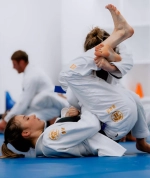 Кимоно женское Tatami LADIES PRO SERIES - WHITE & CHAMPION GOLD