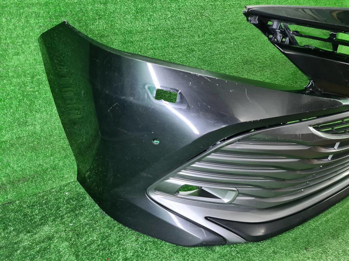 Бампер передний Toyota Camry 8 XV70 (2017-2021)