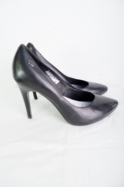 Туфли Clotilde лаконичные, 36 размер