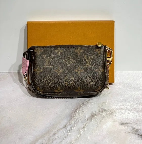 Клатч женский Louis Vuitton Mini Pochette Accessoires коричневый