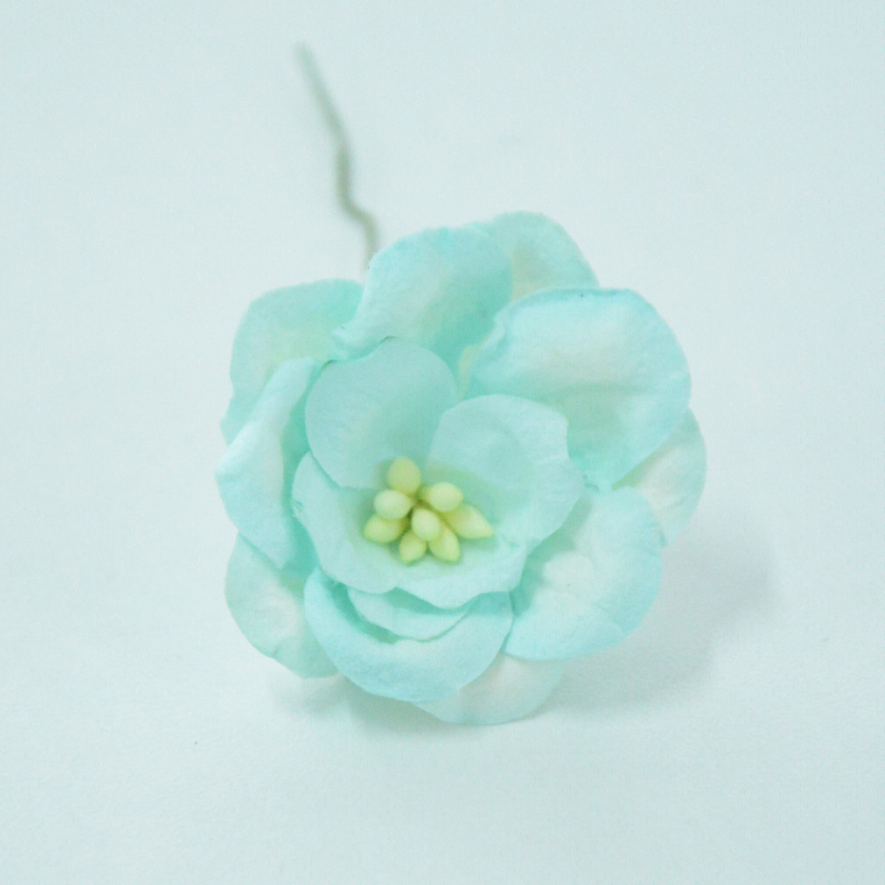 Магнолия 4 см на ножке, цвет в ассортименте