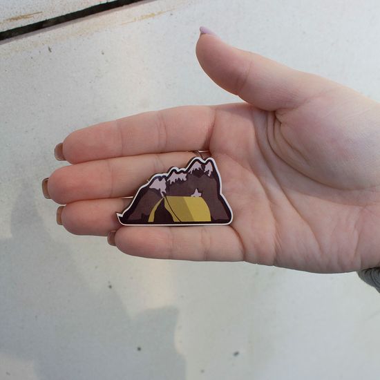Значок деревянный (брошь)  Camp. Fire Pin