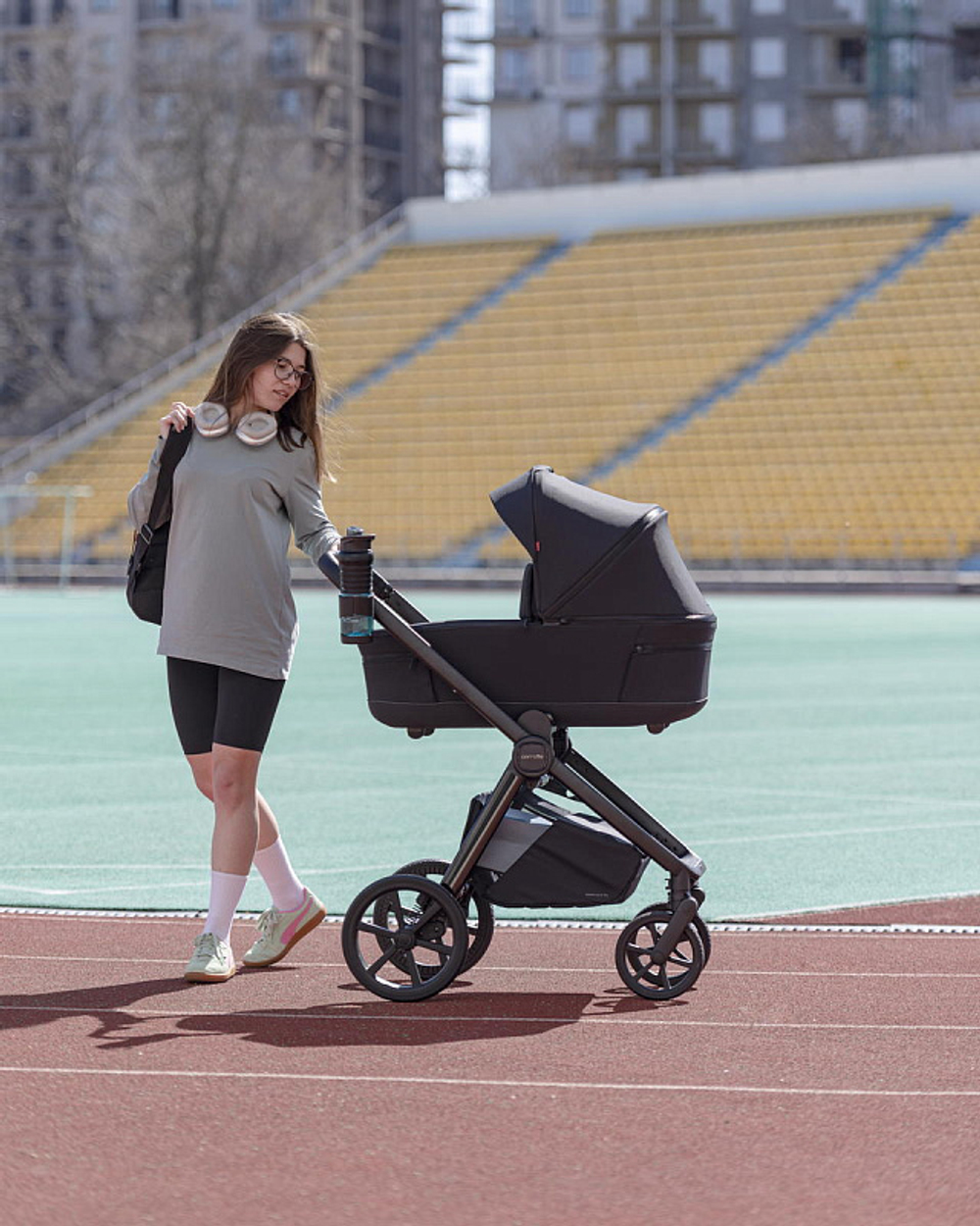 Коляска 2 в 1 Carrello Omega Plus CRL-6540/1 Cosmo Black