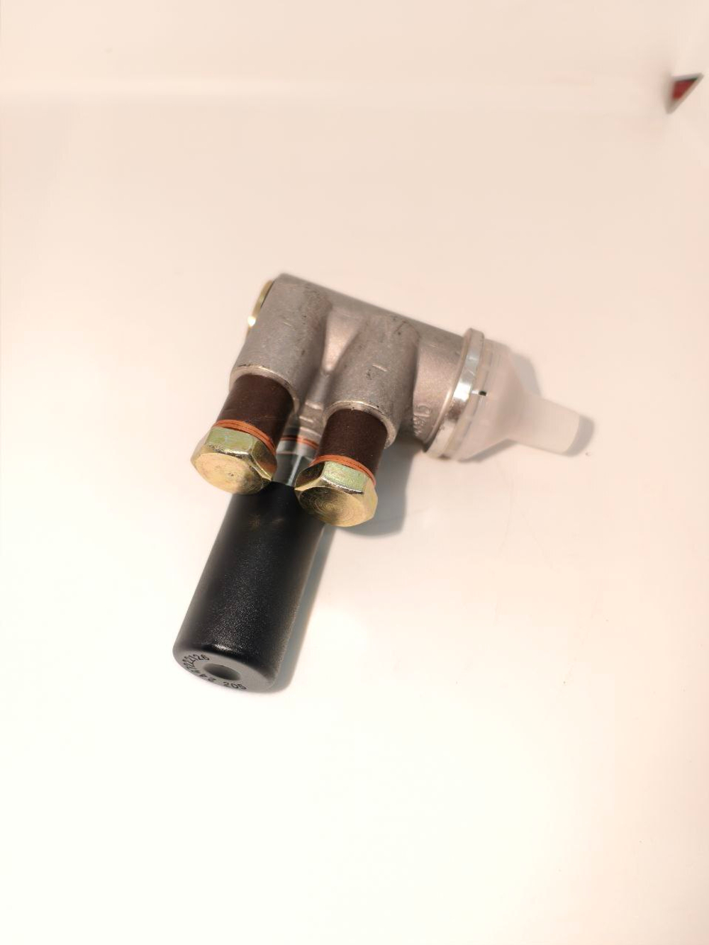 990.3554 Топливный насос низкого давления МТЗ ТННД старого образца, (А)