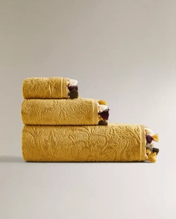 ZARA HOME ЖАККАРДОВОЕ ПОЛОТЕНЦЕ С КИСТОЧКАМИ, ГОРЧИЧНЫЙ