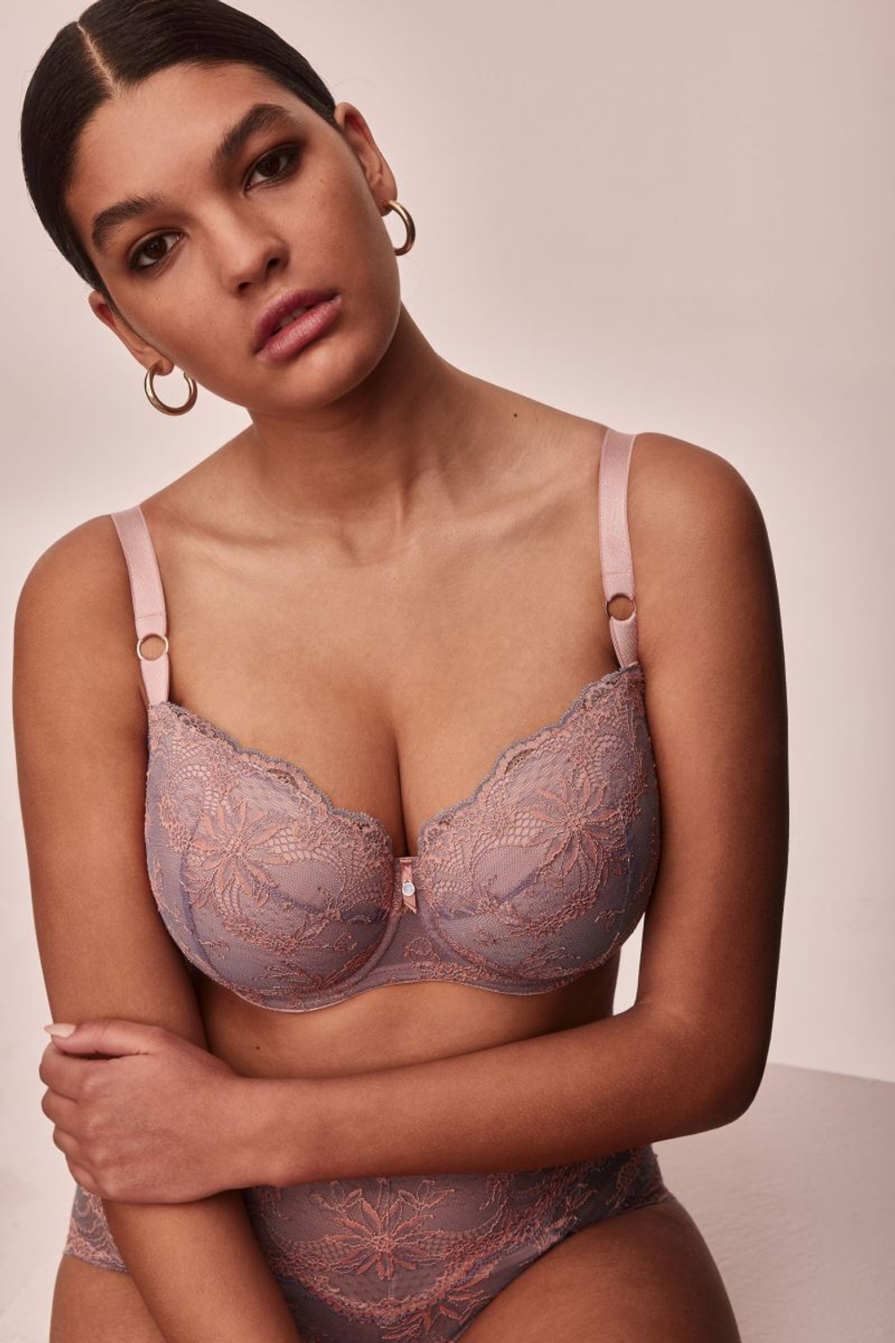 Бюстгальтер Madera с чашками на тонком поролоне (Размер: 85B) (Цвет: розовый с серым)