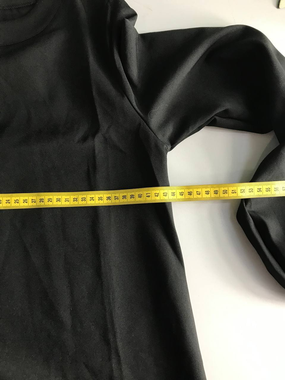 Платье Nao Me лаконичное, визуально на 40 размер