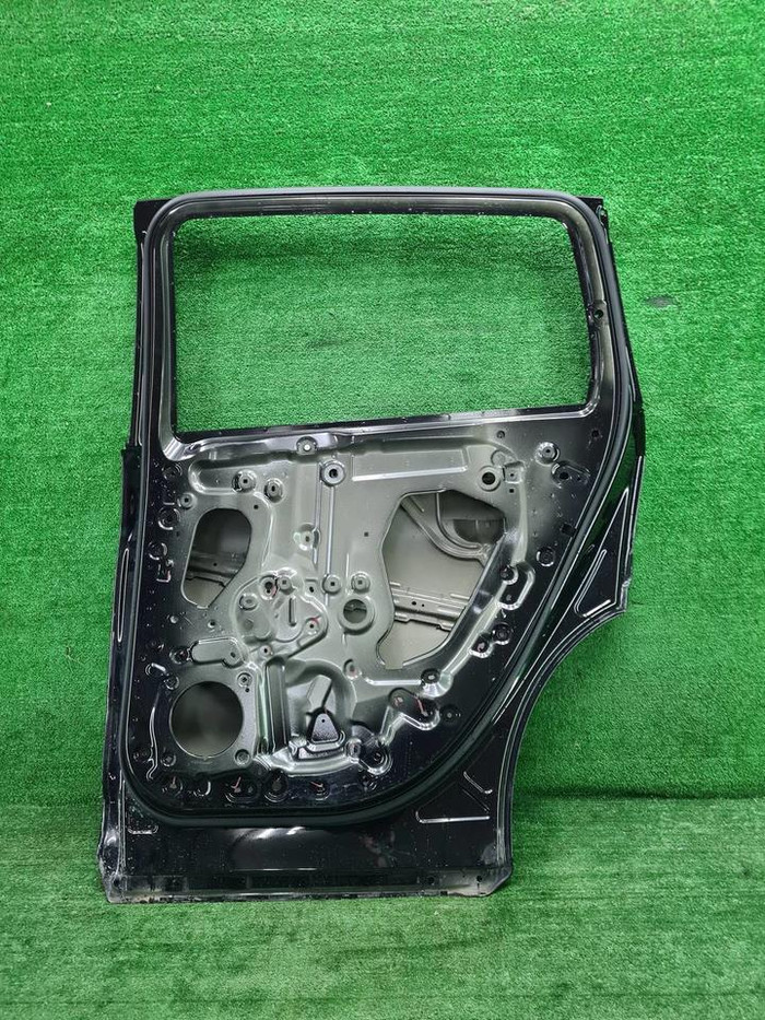 Дверь задняя правая Lixiang L7 (2022-н.в.)