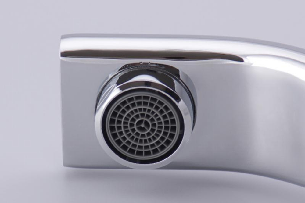 Смеситель для раковины Oute T17 T1703DB