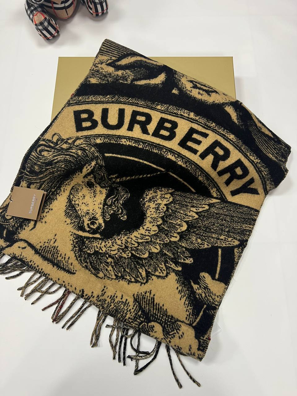 Шарф Burberry
