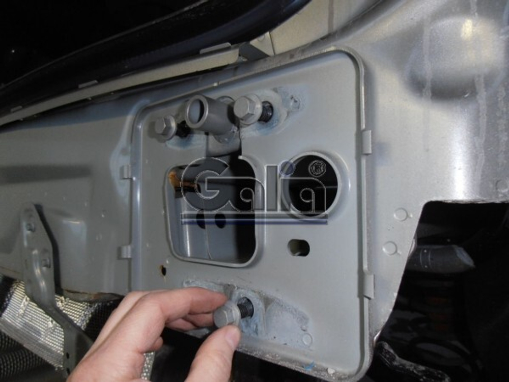 Фаркоп оцинкованный Galia V070C для Volvo XC60 2010-(паспорт и сертификат в комплекте)(без электрики)