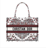 Сумка Dior Book Tote Dioramour средняя, вышивка Cœur des Curiosités, хлопок, Италия
