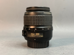 Nikon D3500 kit 18-55mm 33.700 кадров