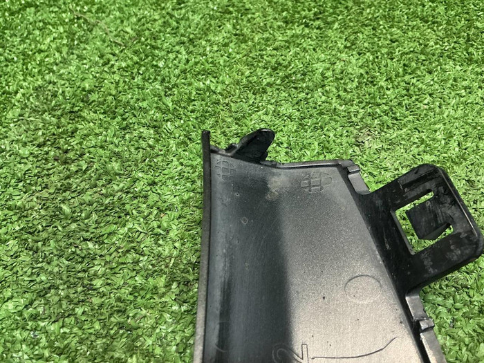 Накладка перед бампера Mercedes C w205 (18-23) AMG