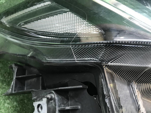 Фара правая Subaru Forester 5 SK (18-21) LED