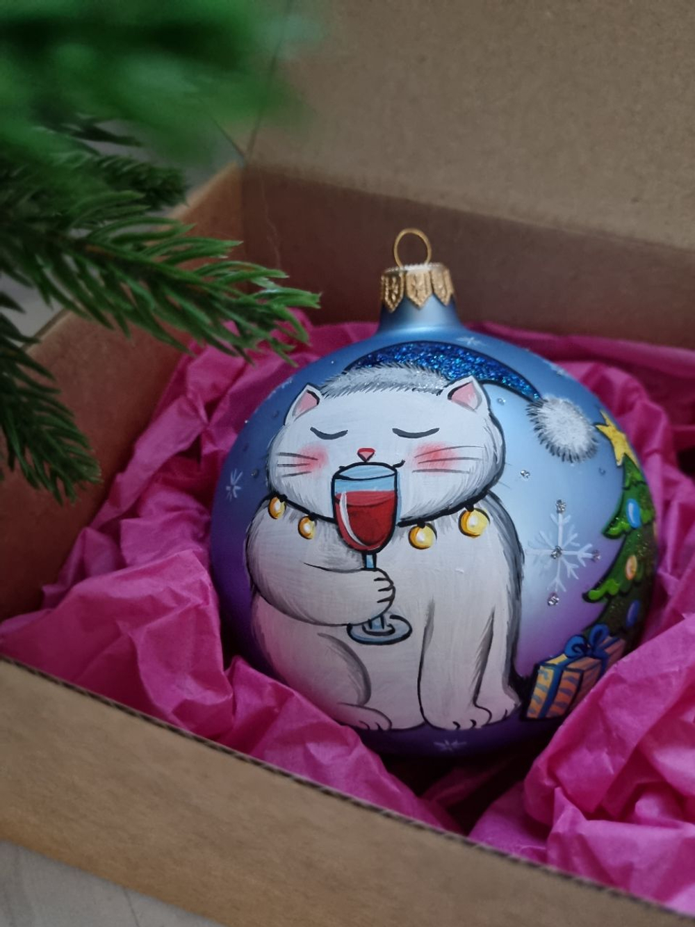 Шар стеклянный " с котико с новым годом! "