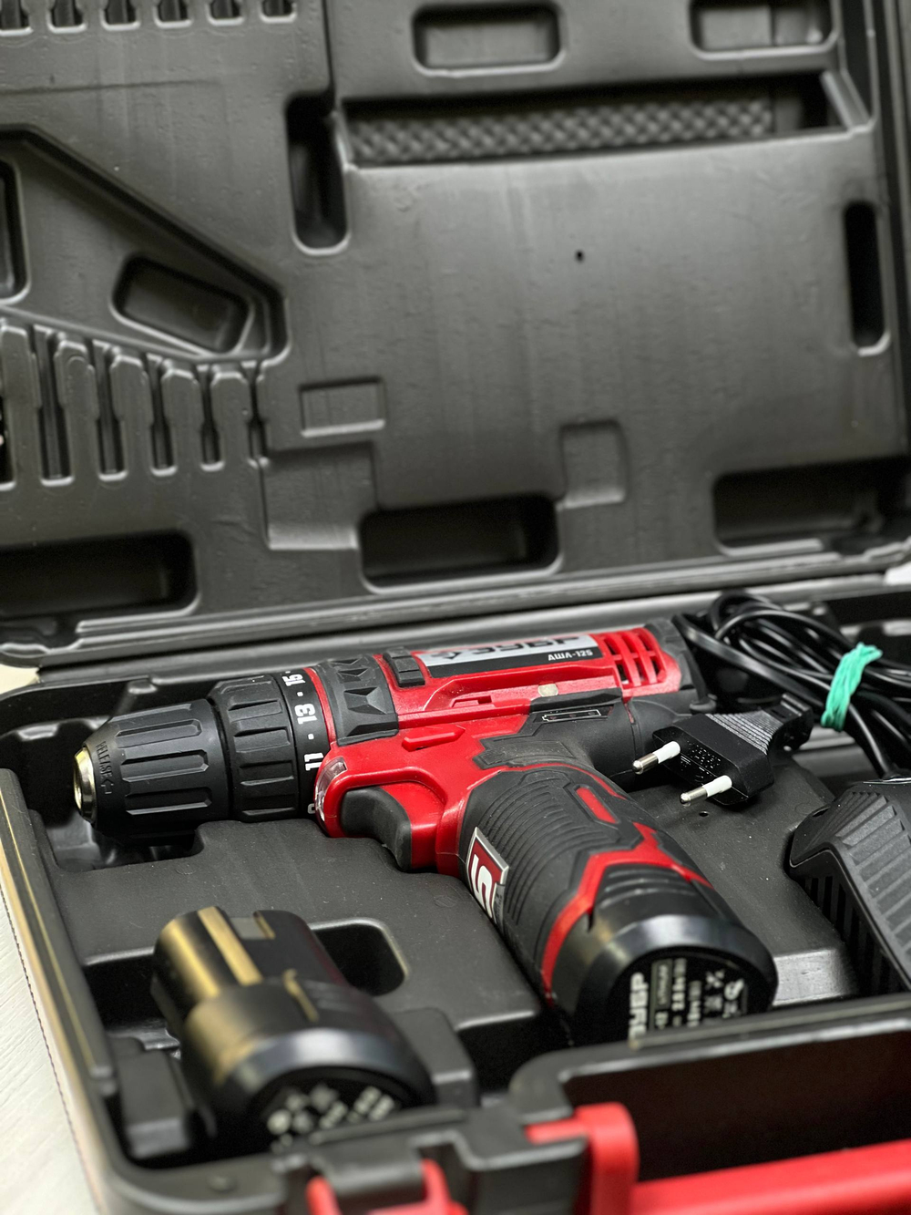 Шуруповерт ЗУБР ДШЛ-125-22