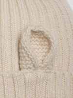 Шапка зимняя с помпоном и ушками для девочки