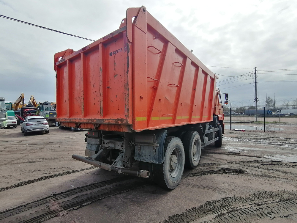 КамАЗ 6520 6x4 Самосвал 6520-3026041-53 (Дизельный, 11,8 л, 400 л.с., МТ)