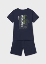 футболка с шортами