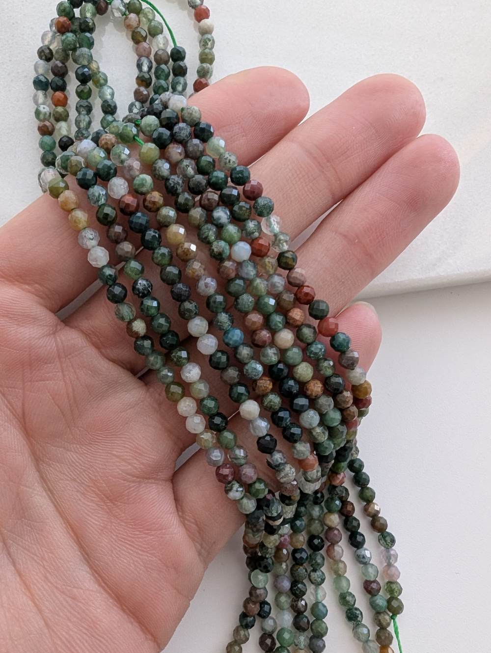 Индийский агат, шар в огранке 3мм