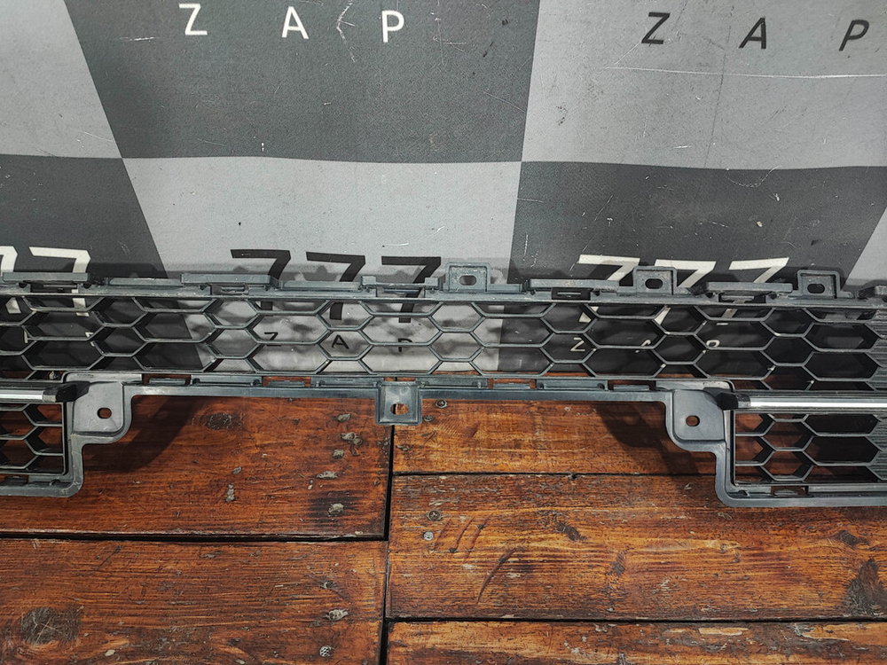 Решетка переднего бампера Changan CS55 17-23 Б/У Оригинал 2803161AW01