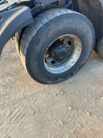 Shacman (Shaanxi) SX* 6x6 Седельный тягач SX42586W385C (Дизельный, 10,8 л, 441 л.с., МТ)