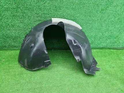 Подкрылок передний правый VW Passat B8 (2014-2020)
