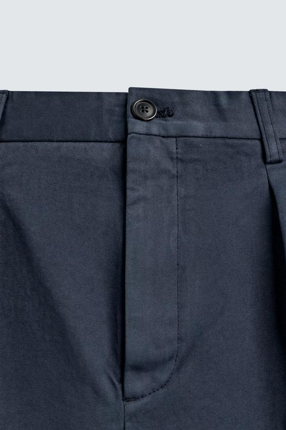 ZARA X AARON LEVINE ШОРТЫ RELAXED FIT С ЗАЩИПАМИ, ПУДРОВО-СИНИЙ