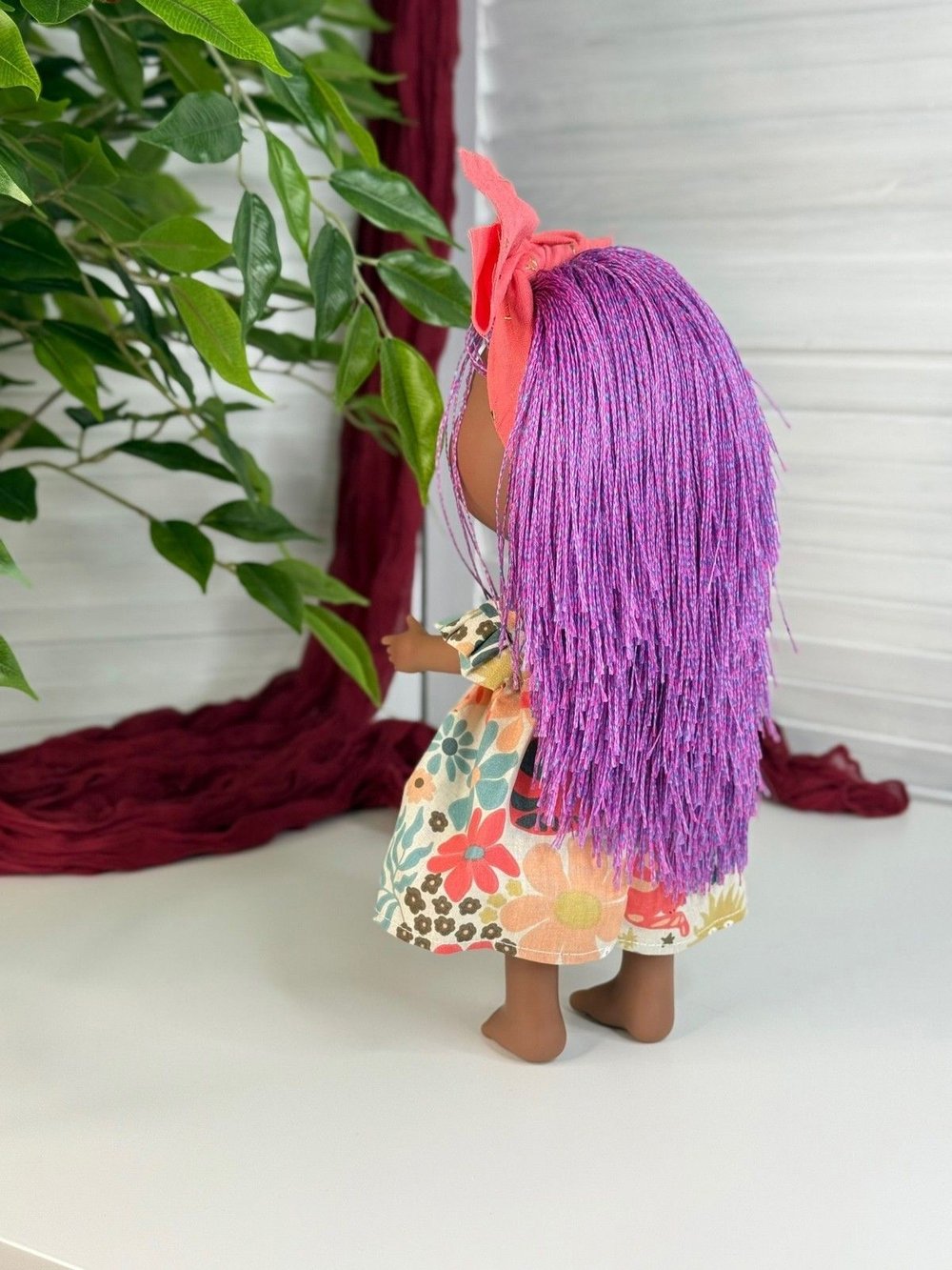 Кукла Nines виниловая 30см MIA (3434K1)