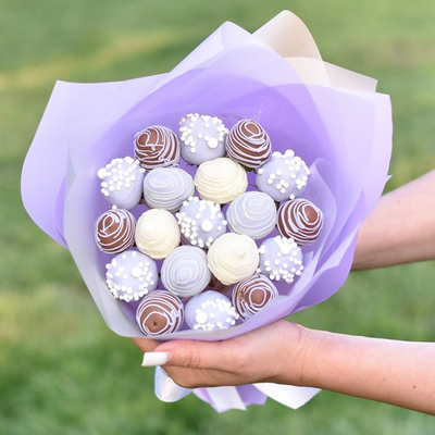 Букет из клубники в шоколаде «Purple sweet»
