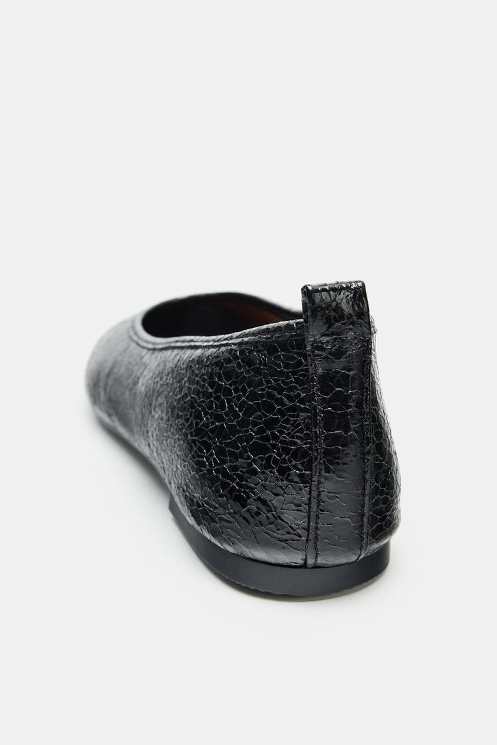 ZARA БАЛЕТКИ С ЭФФЕКТОМ КРАКЛЕ, ЧЕРНЫЙ