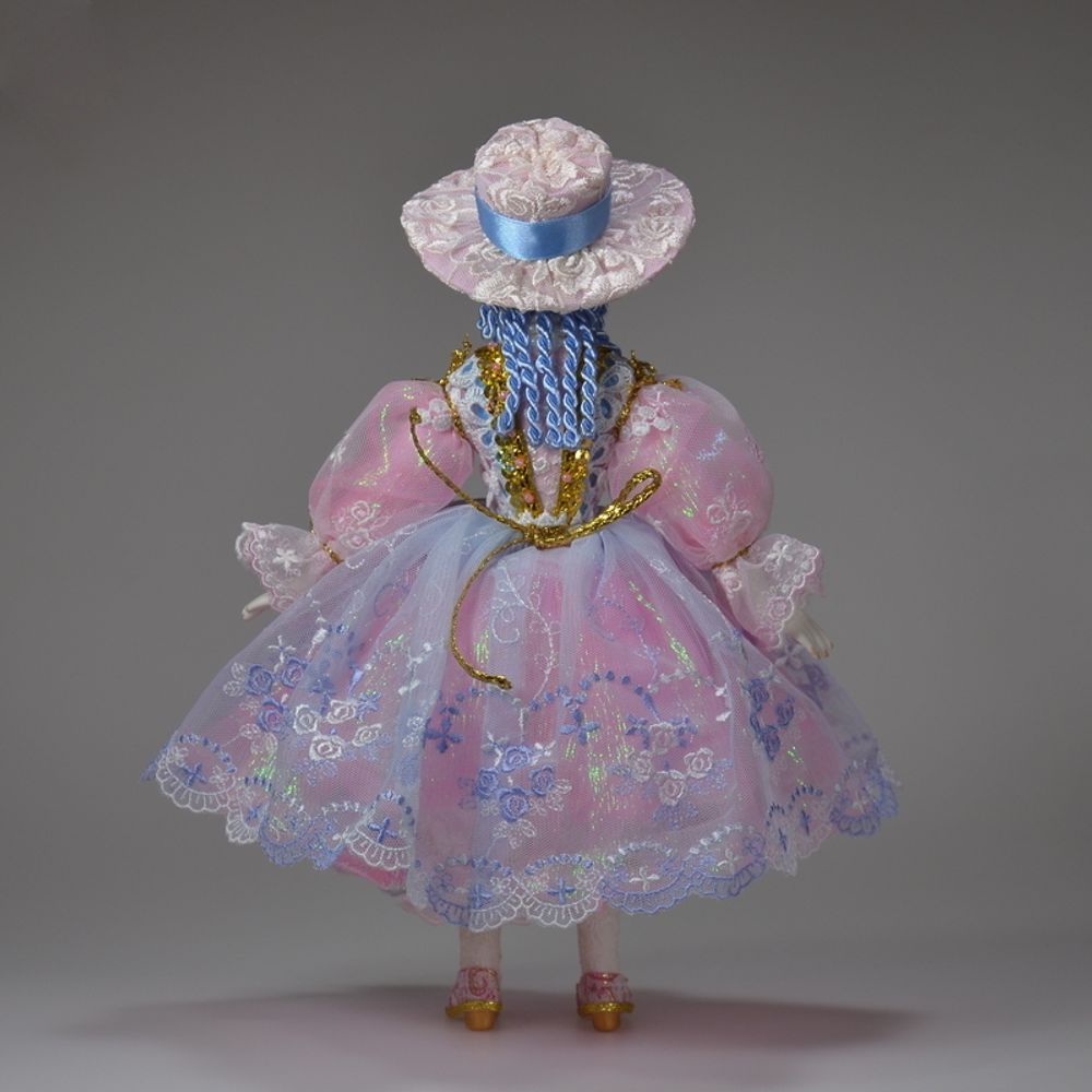 Кукла Мальвина