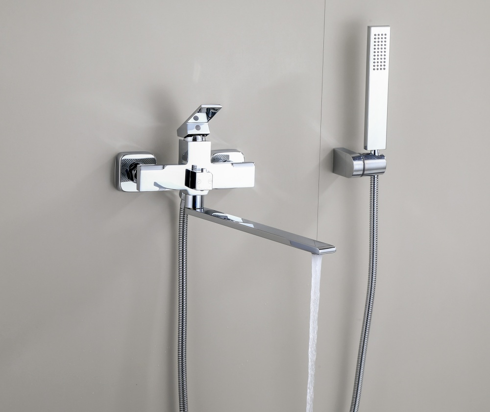 Смеситель для ванны HL22095, хром