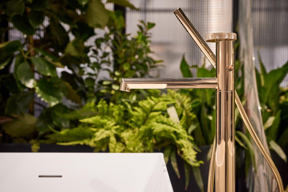 Cмеситель для ванны Gessi Anello, напольный, с душевой лейкой, встраиваемый, цвет Finox Brushed Nickel