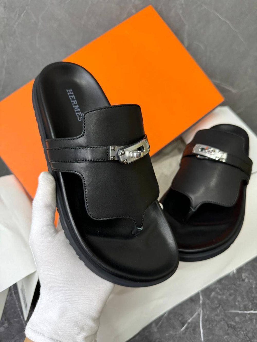 Шлепанцы Hermes, арт. 75381