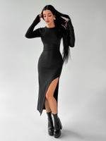 Платье 711 удлиненное однотонное с разрезом по ноге и прорезью для пальца