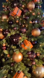 Елка с гирляндой «Эрмитажная» (Литая хвоя) 3 м